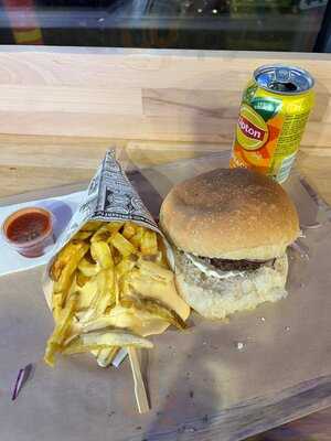 Mangez Et Cassez-vous