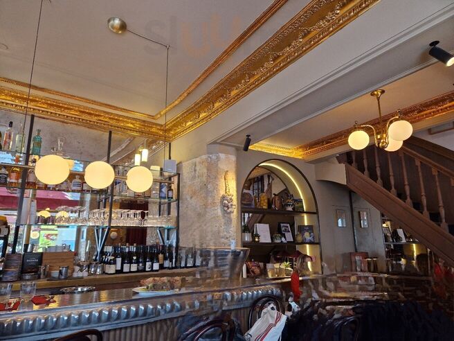 Le Bistro Des Fables