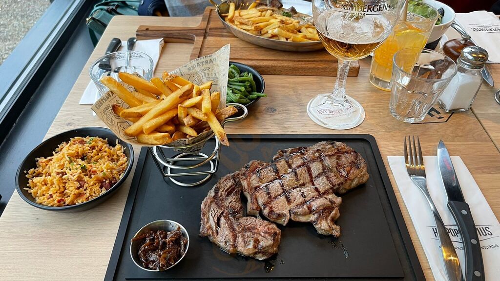Hippopotamus Steakhouse