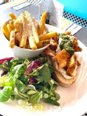 Clementine Cafe And Bistro