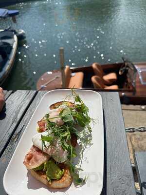 Abingdon Riverside Cafe