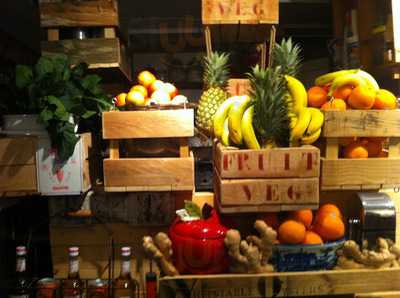 Compass Point Eatery