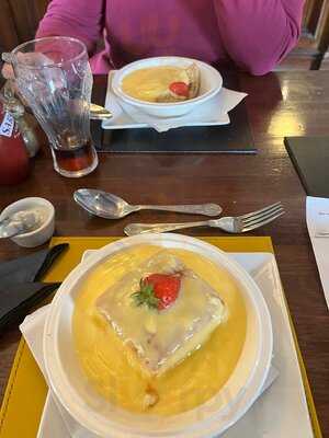 Shepherds Arms Inc Nostalgic Kitchen