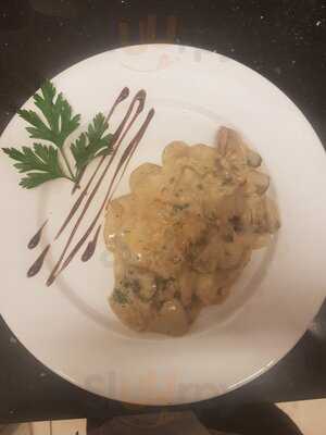 Moccha Cafe Pizzeria