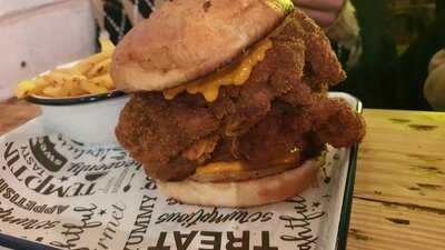 Peck & Yard Chorlton