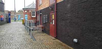 Photo 3