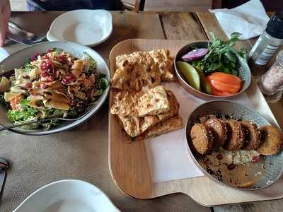 Colbeh Persian Kitchen & Bar