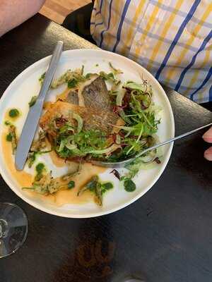 Petit Pois Restaurant