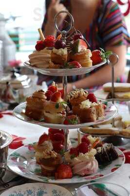 Cakes The Difference