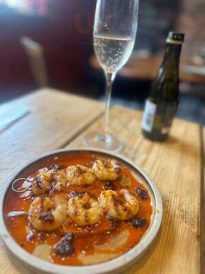 Manchega Tapas And Wine Bar