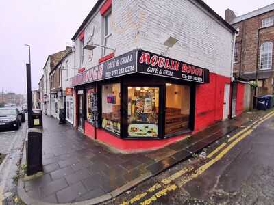 Moulin Rouge Cafe And Grill