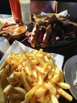 Merrymaid Bar & Grill