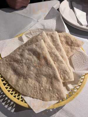 Merrymaid Bar & Grill