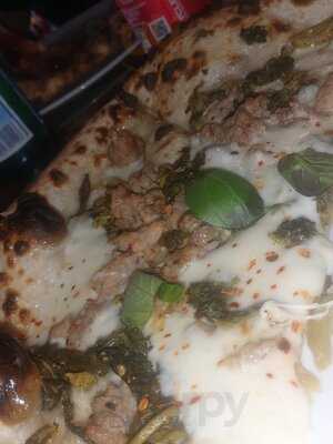 Napoli Centro Pizzeria