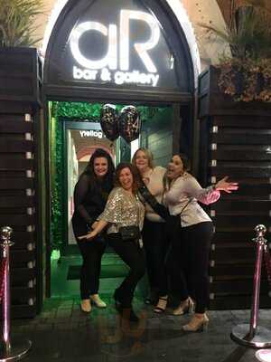 Ana Rocha Bar & Gallery