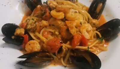 Uno's Trattoria And Pizzeria