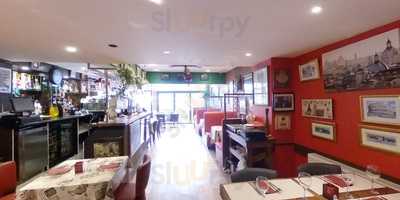 Uno's Trattoria And Pizzeria