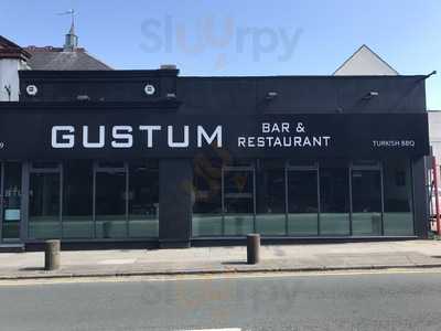 Gustum Bar + Restaurant