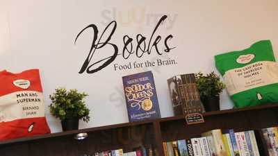 Octavo's Book Cafe & Wine Bar