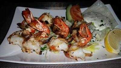 Manhattan Bar And Grill