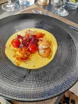 Cargo Seafood Restaurant