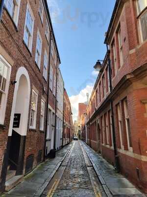 Hitchcock's Vegetarian Restaurant