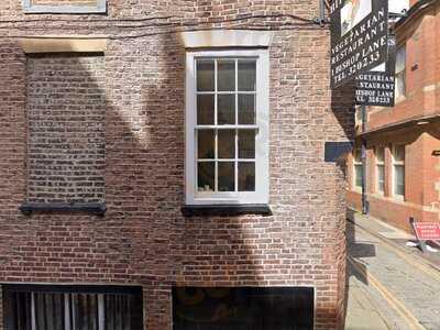 Hitchcock's Vegetarian Restaurant