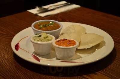 Maveli Restaurant & Bar