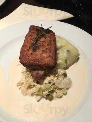 Fahrenheit Grill Restaurant