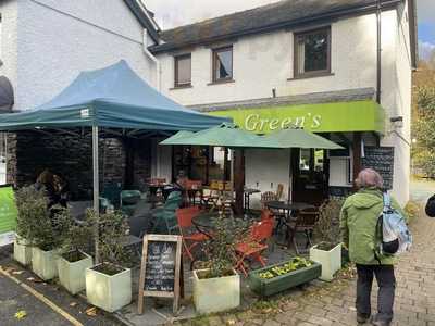 Greens Cafe & Bistro