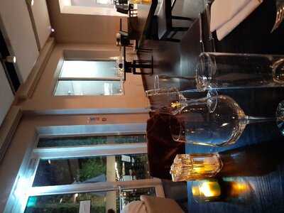 Laguna Kitchen & Bar