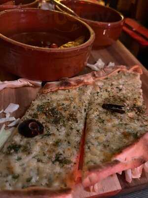 Bab Tooma Restaurant