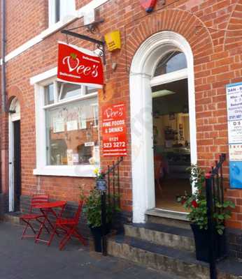 Vee's Delicatessan