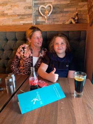 La Bistro Mediterranean Kitchen