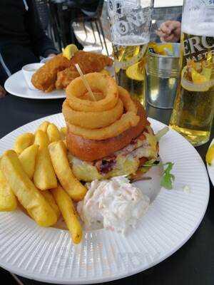 Ocean Spray Seafood & Steakhouse