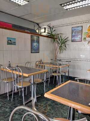 Harry's Fish Bar And Restaurant