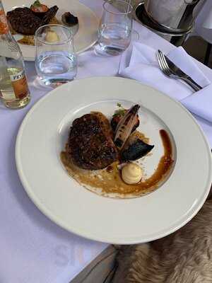 Bishop's Dining Room & Wine Bar