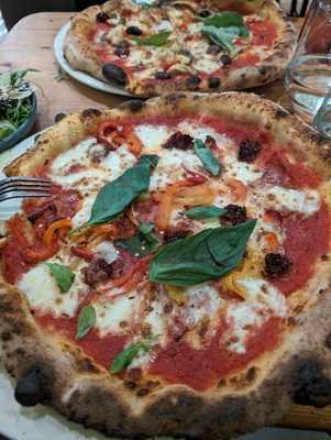 Fatto A Mano Preston Circus