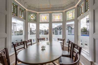 The Lamplighter Dining Rooms