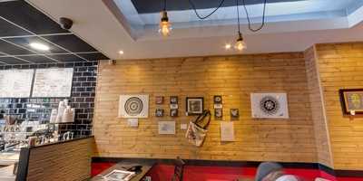 3 Three's Coffee Lounge