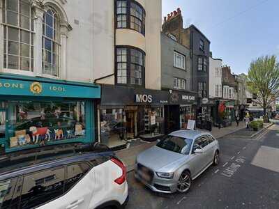 Morris & Jacques Cafe