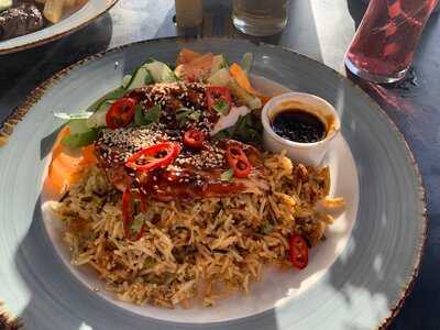 Magna Charta - Pub & Grill