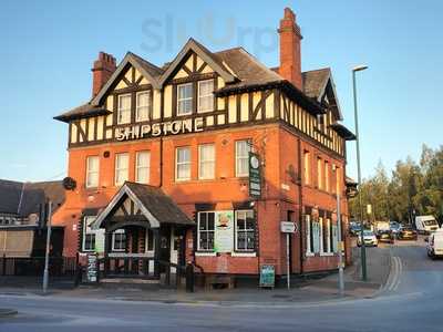 Horse & Groom - Pub & Grill