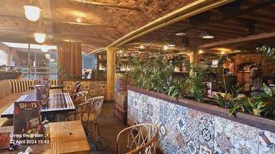 Revolucion De Cuba  Liverpool