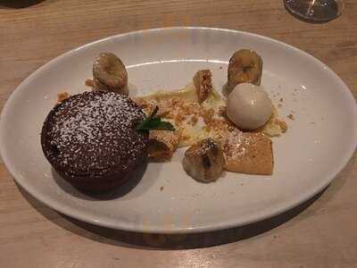 Gb1 Seafood Restaurant And Bar