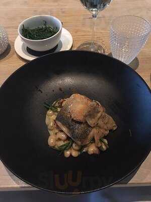 Gb1 Seafood Restaurant And Bar