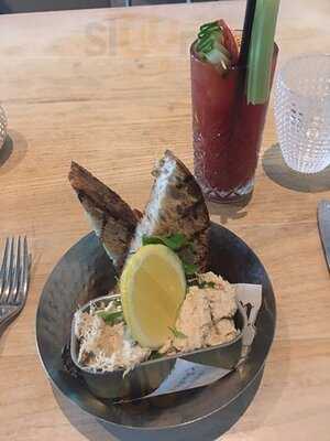 Gb1 Seafood Restaurant And Bar