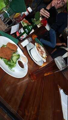 Grove Beer Tap And Grill