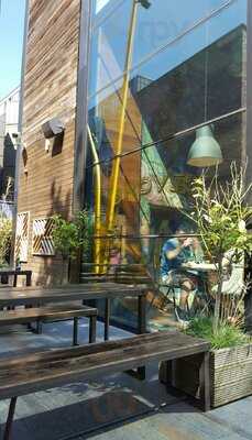 Grove Beer Tap And Grill