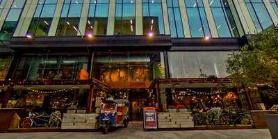 Thaikhun Manchester